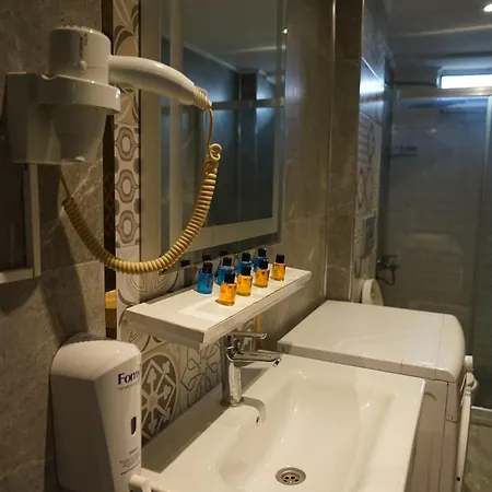 The Sisli Grand Corner Hotel